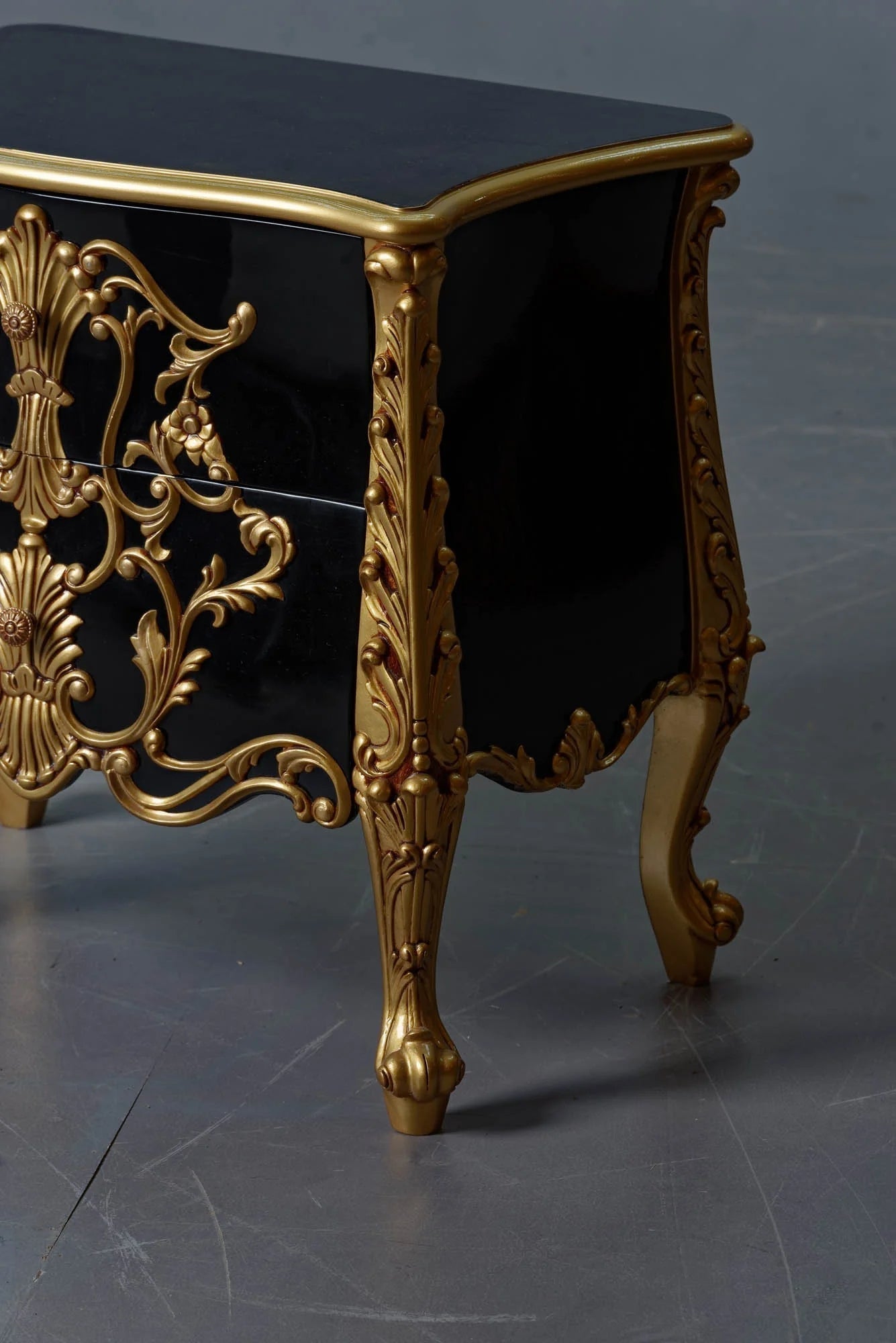 Black Gold Bed