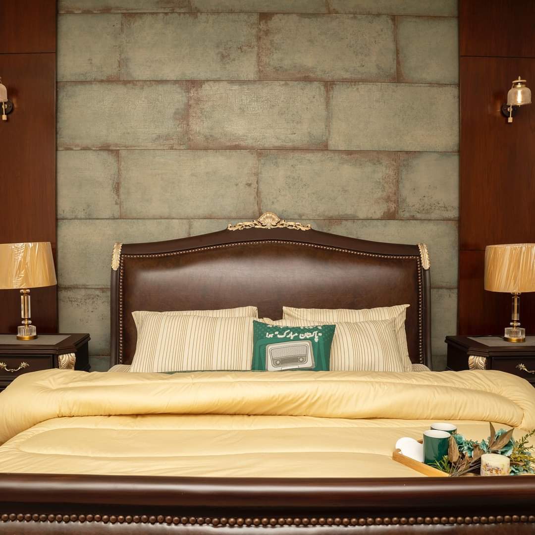 RENAISSANCE BED SET