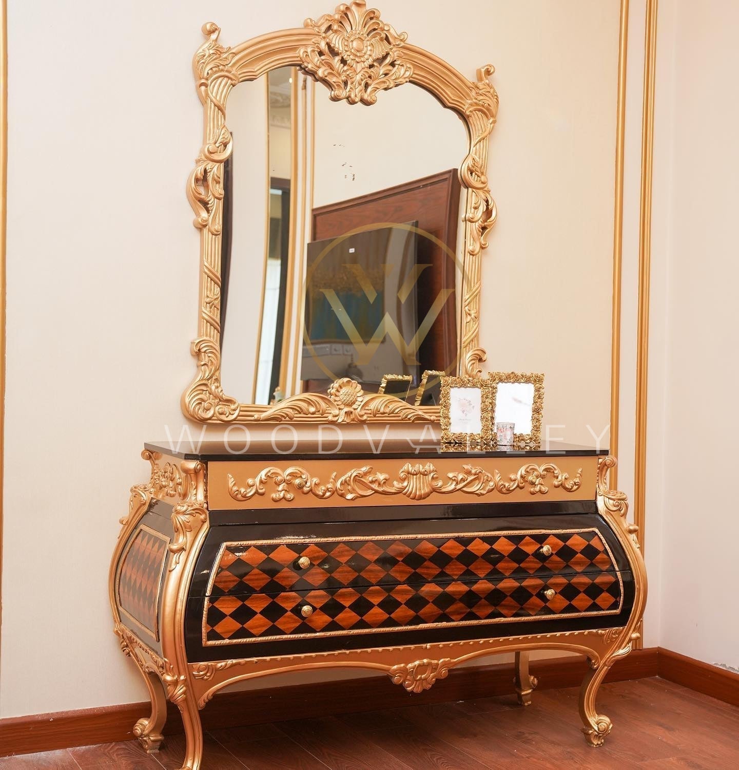 GOLD CALISTO BED SET