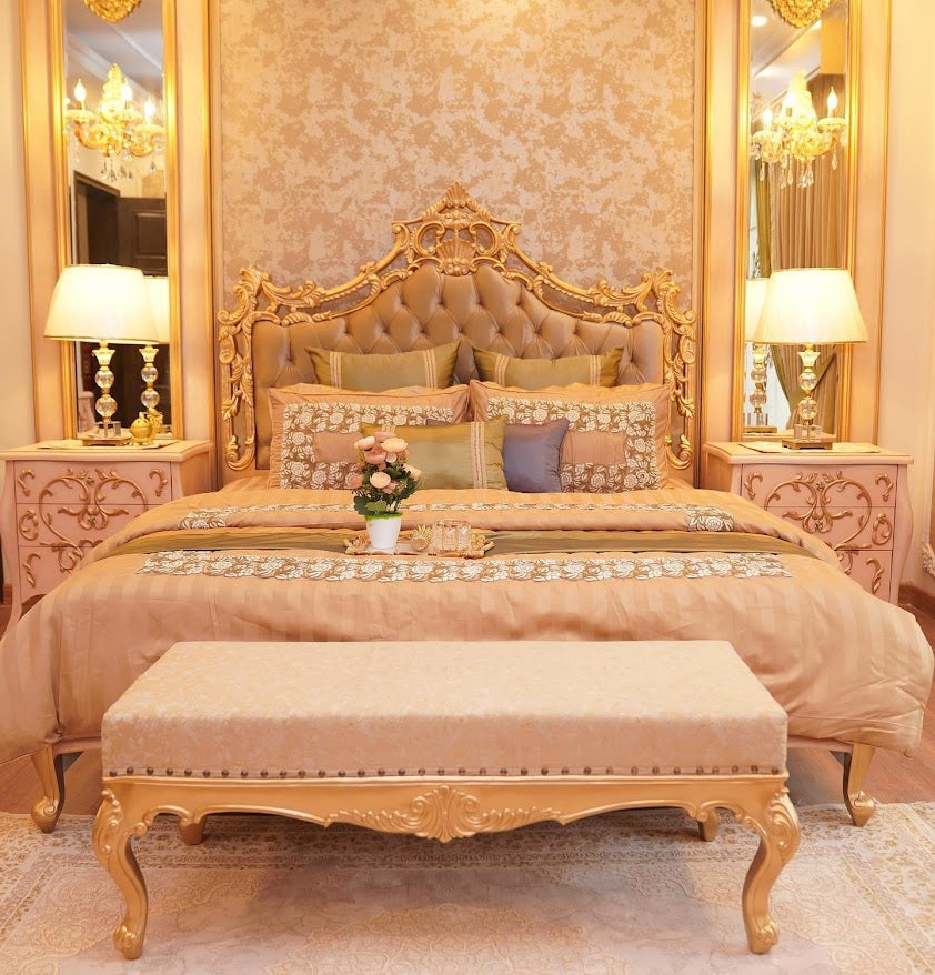 White Gold Crown Bed Set